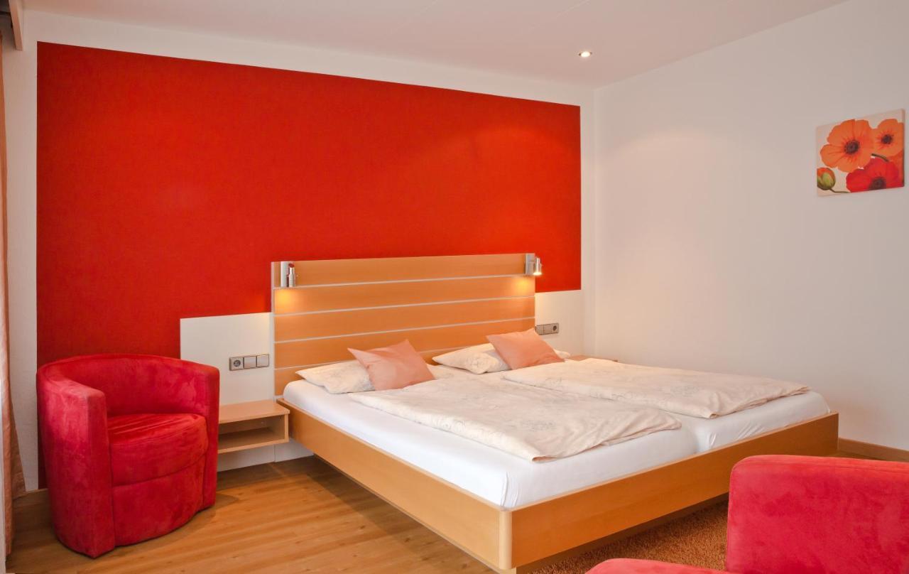Gartenhotel Feldeck Lauchringen ภายนอก รูปภาพ